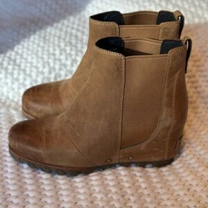 Sorel Wedge boots